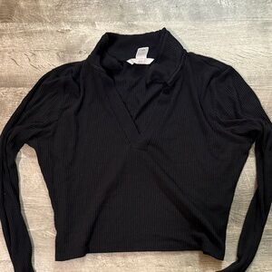 H&M Black Ribbed Crop Top